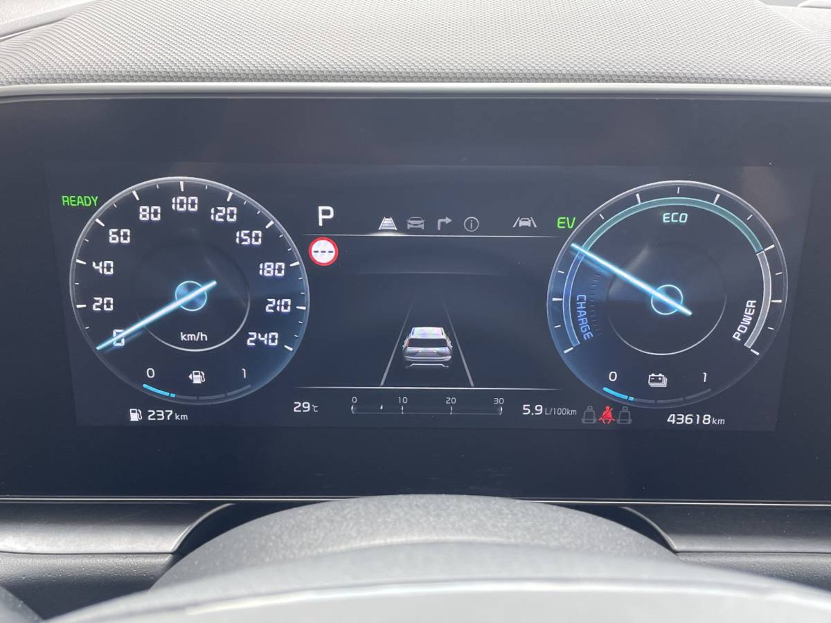 Kia Niro Kia Niro 1.6 GDi Hybrid DynamicLine Navigatie, Climate Control, Adaptive Cruise Control, Trekhaak, Stoel/Stuurverwarming,16″Lm,