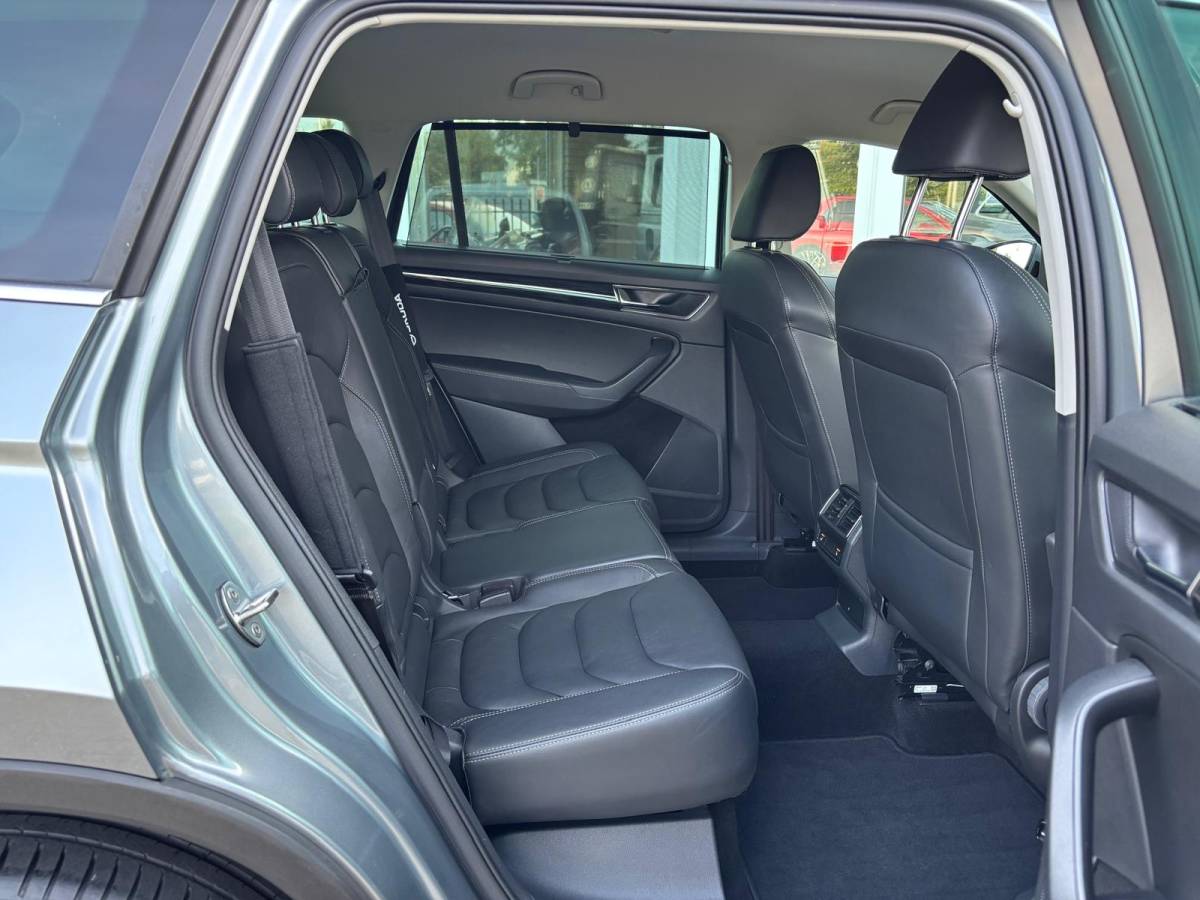 Škoda Kodiaq ŠKODA Kodiaq 1.5 150PK TSI Business Edition Plus | Leder | Trekhaak | Adaptive | Stoel VW |