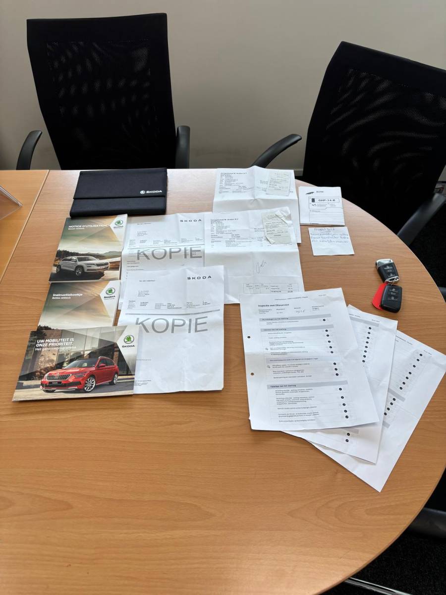 Škoda Kodiaq ŠKODA Kodiaq 1.5 150PK TSI Business Edition Plus | Leder | Trekhaak | Adaptive | Stoel VW |