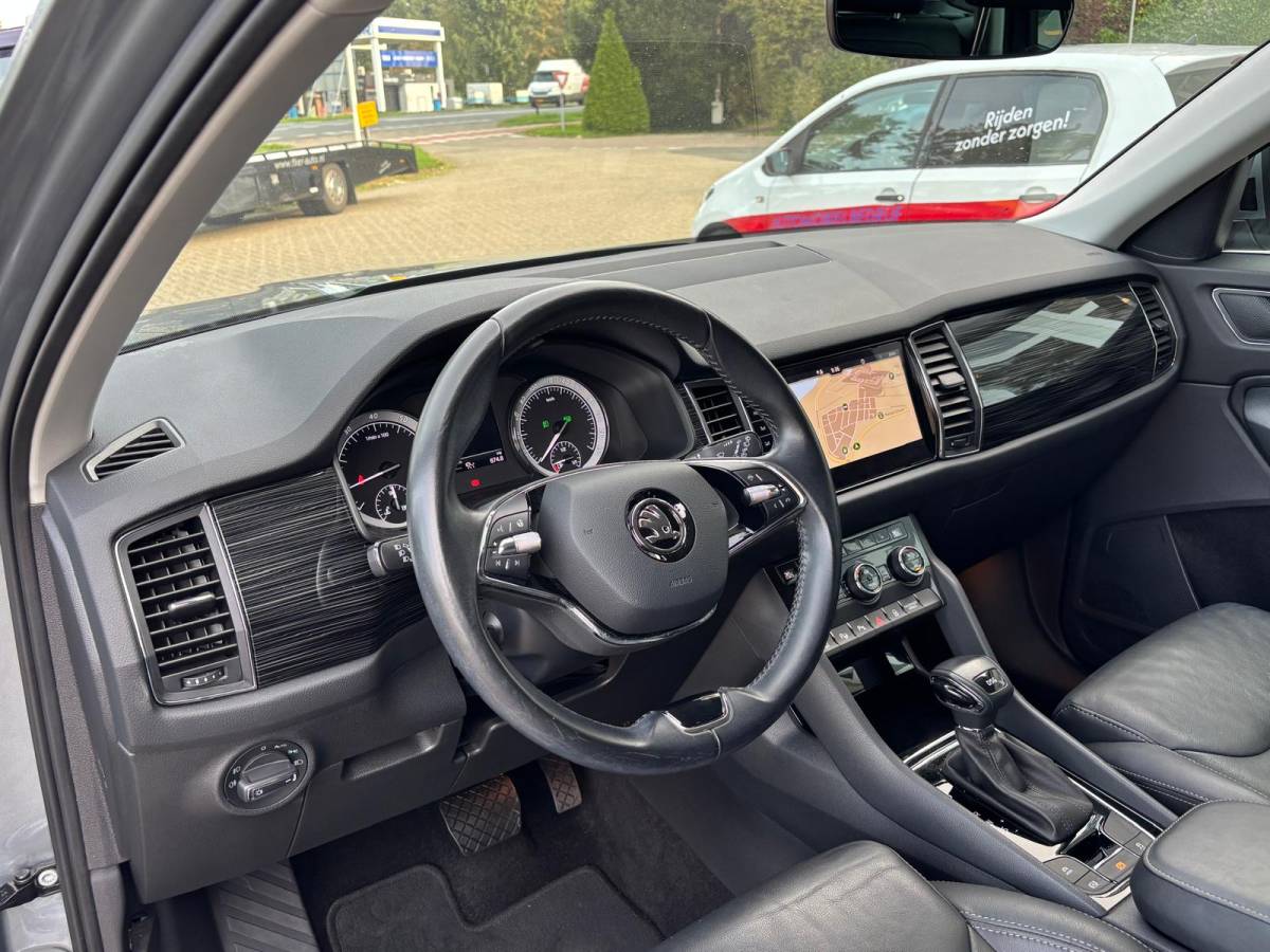 Škoda Kodiaq ŠKODA Kodiaq 1.5 150PK TSI Business Edition Plus | Leder | Trekhaak | Adaptive | Stoel VW |