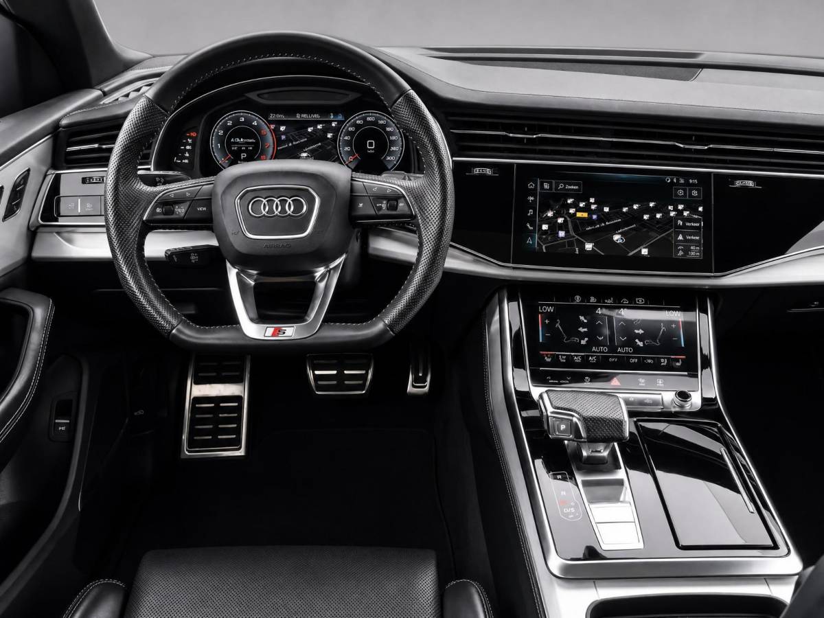 Audi Q8 Audi Q8 55 TFSI 340pk Tiptronic Quattro Pro Line S · Panoramadak · Leder · Luchtvering · 360 Camera · Stoelmassage · Stoelventilatie · 22” Inch · Bang & Olufsen ·