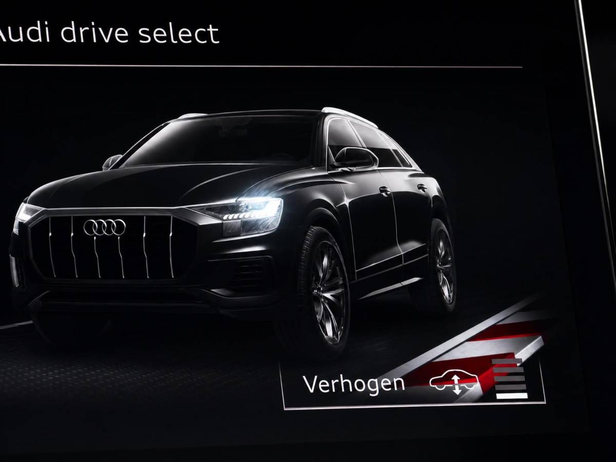 Audi Q8 Audi Q8 55 TFSI 340pk Tiptronic Quattro Pro Line S · Panoramadak · Leder · Luchtvering · 360 Camera · Stoelmassage · Stoelventilatie · 22” Inch · Bang & Olufsen ·