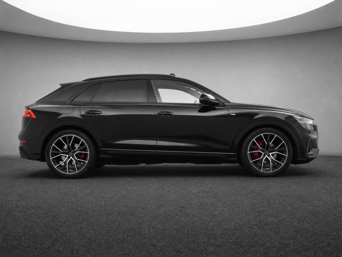 Audi Q8 Audi Q8 55 TFSI 340pk Tiptronic Quattro Pro Line S · Panoramadak · Leder · Luchtvering · 360 Camera · Stoelmassage · Stoelventilatie · 22” Inch · Bang & Olufsen ·