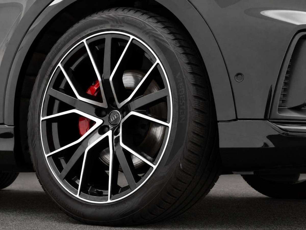 Audi Q8 Audi Q8 55 TFSI 340pk Tiptronic Quattro Pro Line S · Panoramadak · Leder · Luchtvering · 360 Camera · Stoelmassage · Stoelventilatie · 22” Inch · Bang & Olufsen ·