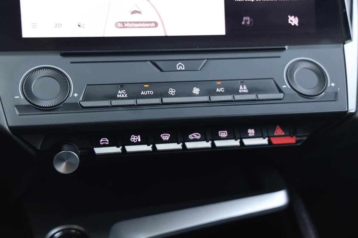 Peugeot 308 Peugeot 308 SW 1.2 PureTech Active Pack Business|Trekhaak|Carplay|Clima|Cruise|Navi