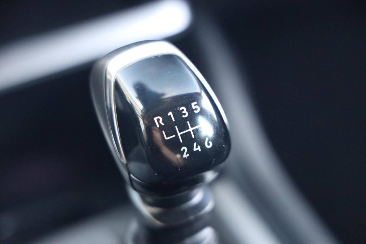 Peugeot 308 Peugeot 308 SW 1.2 PureTech Active Pack Business|Trekhaak|Carplay|Clima|Cruise|Navi