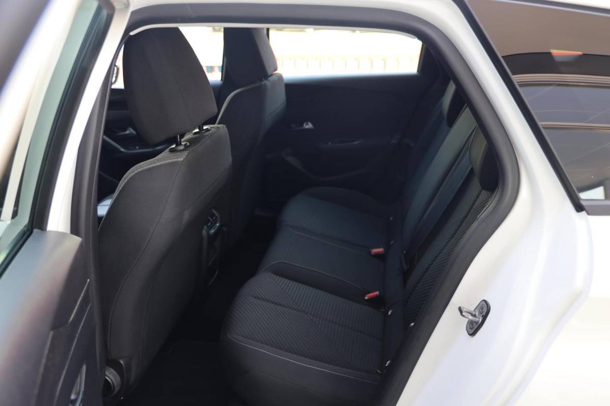 Peugeot 308 Peugeot 308 SW 1.2 PureTech Active Pack Business|Trekhaak|Carplay|Clima|Cruise|Navi