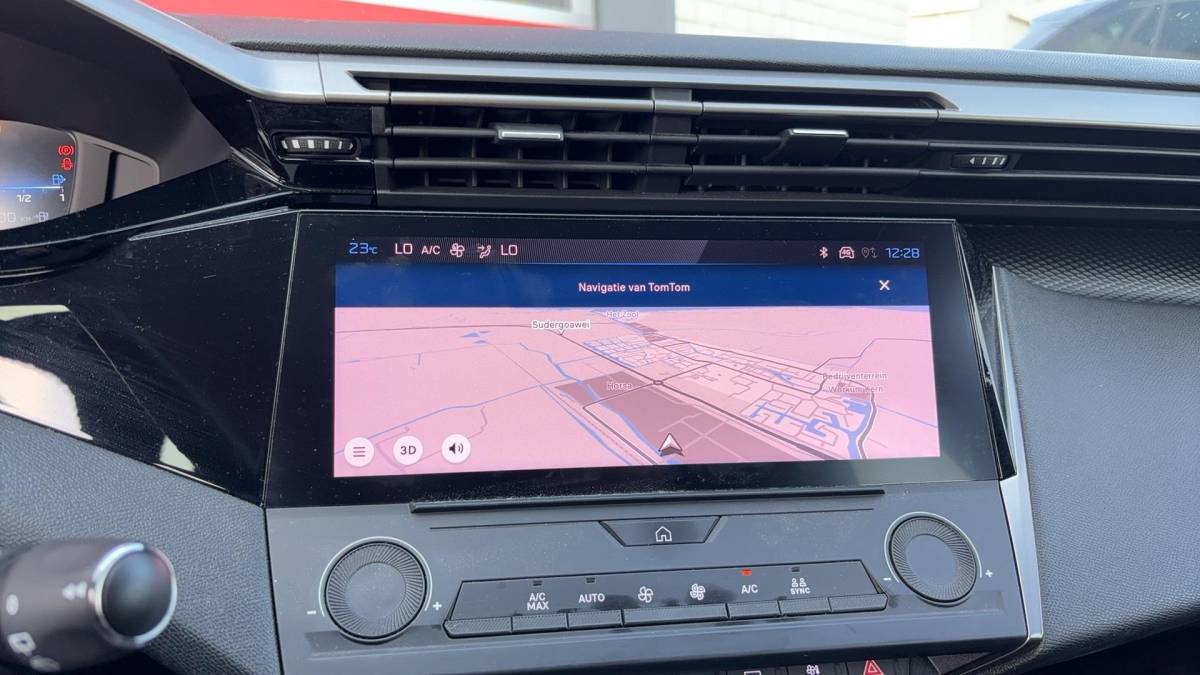 Peugeot 308 Peugeot 308 SW 1.2 PureTech Active Pack Business FULL LED / CAMERA / CARPLAY / NAVI / CLIMA / PDC / BLUETOOTH / CRUISE / NL-AUTO