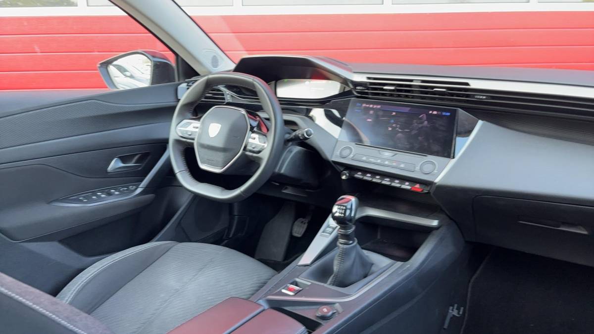 Peugeot 308 Peugeot 308 SW 1.2 PureTech Active Pack Business FULL LED / CAMERA / CARPLAY / NAVI / CLIMA / PDC / BLUETOOTH / CRUISE / NL-AUTO
