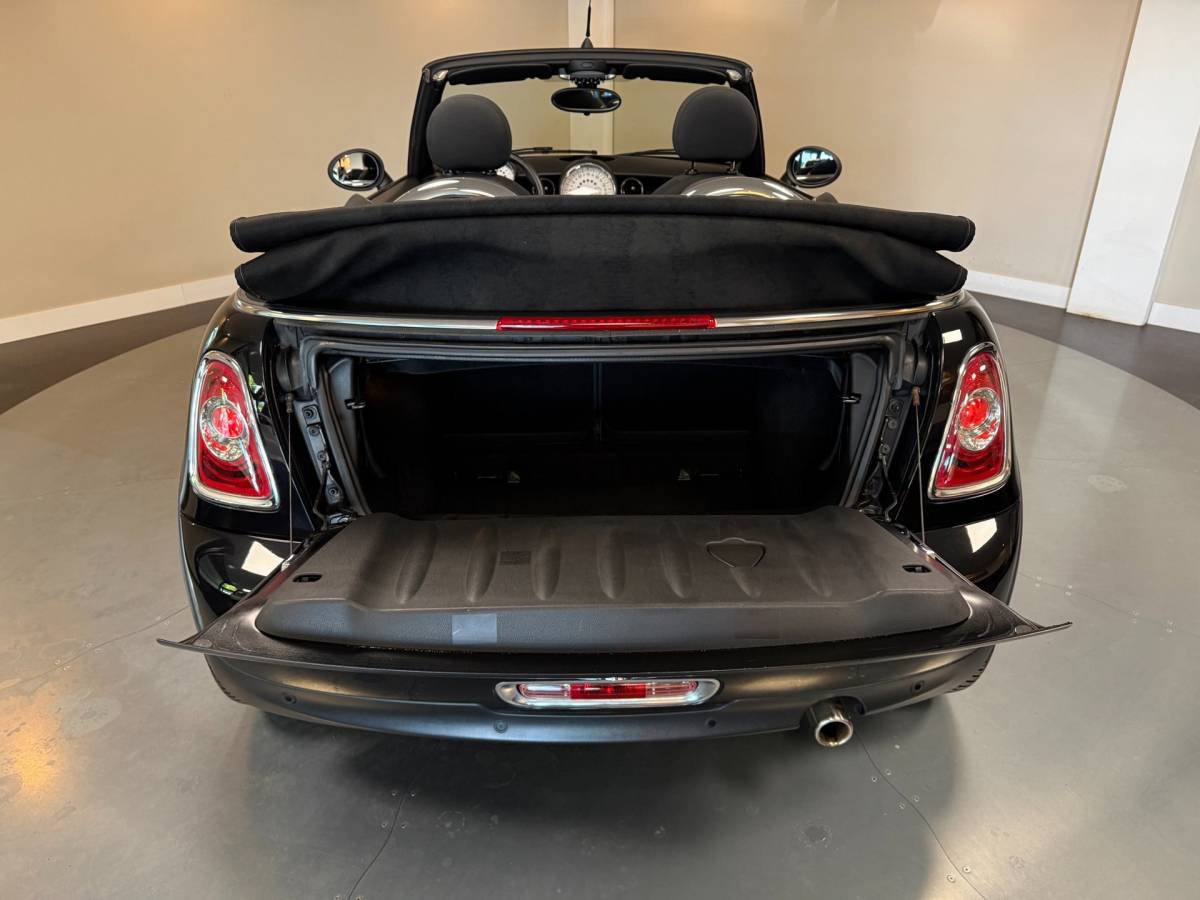 MINI Cooper Cabrio Mini Cabrio 1.6 Cooper Chili *Sfeerverlichting* Stoelverw.|Climate|Cruise|PDC|Half-Leder|6-Bak|Autom.Verlichting/Ruitenwissers