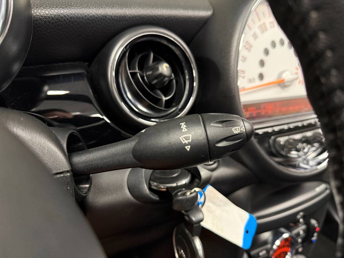 MINI Cooper Cabrio Mini Cabrio 1.6 Cooper Chili *Sfeerverlichting* Stoelverw.|Climate|Cruise|PDC|Half-Leder|6-Bak|Autom.Verlichting/Ruitenwissers