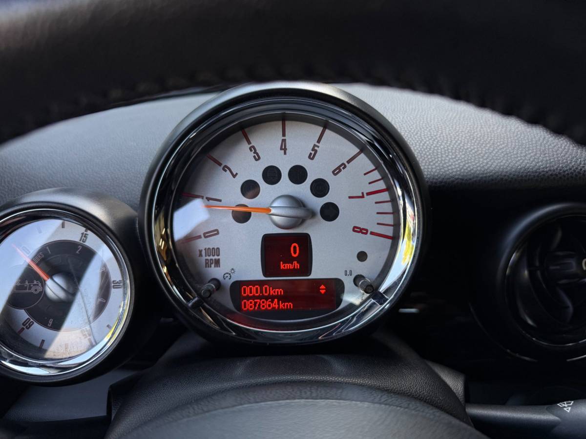 MINI Cooper Cabrio Mini Cabrio 1.6 Cooper Chili *Sfeerverlichting* Stoelverw.|Climate|Cruise|PDC|Half-Leder|6-Bak|Autom.Verlichting/Ruitenwissers