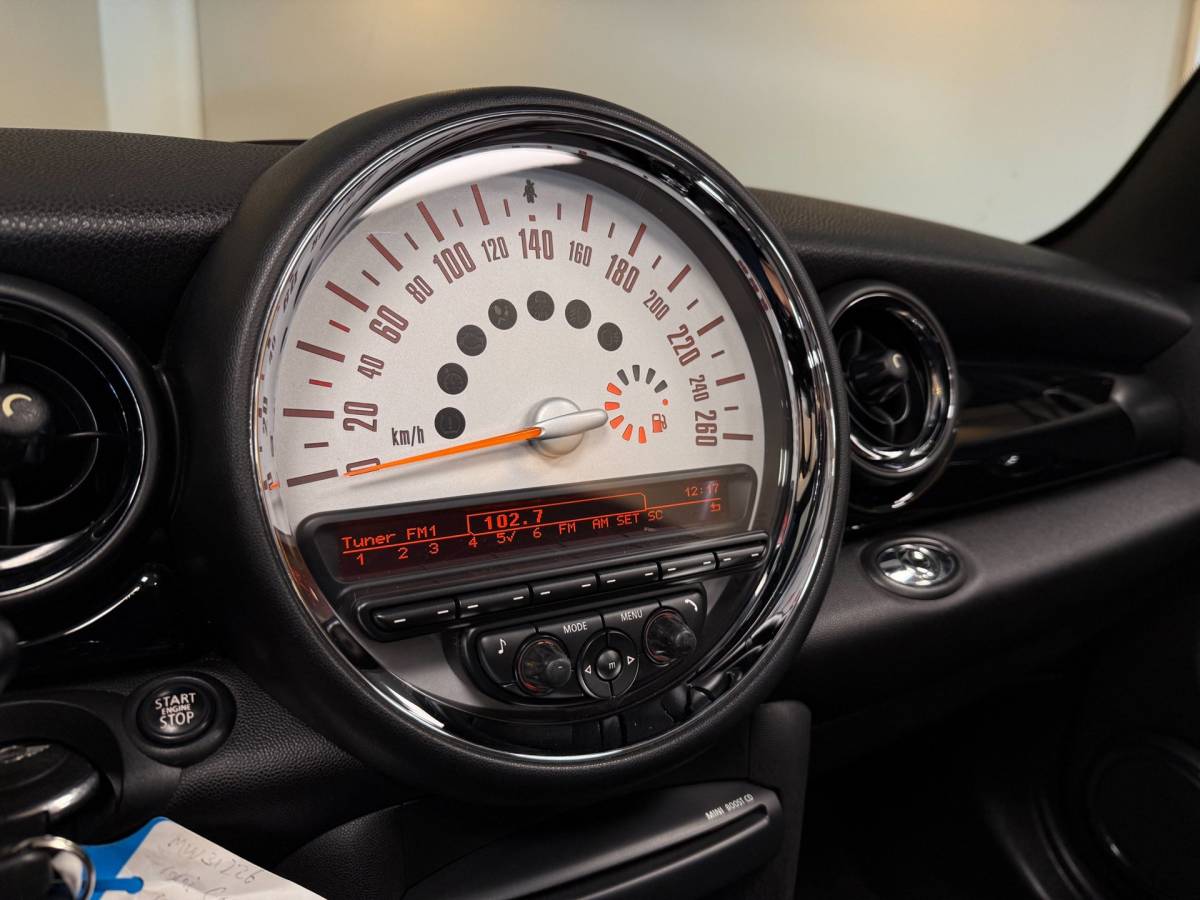 MINI Cooper Cabrio Mini Cabrio 1.6 Cooper Chili *Sfeerverlichting* Stoelverw.|Climate|Cruise|PDC|Half-Leder|6-Bak|Autom.Verlichting/Ruitenwissers