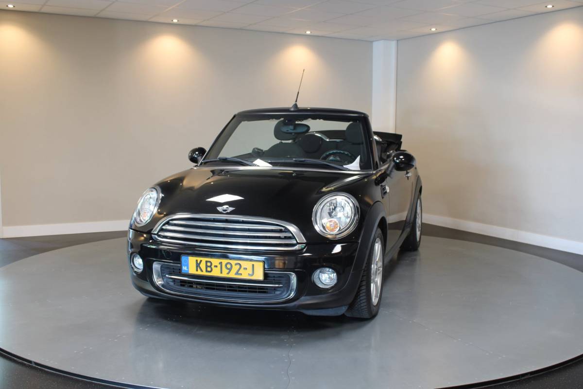 MINI Cooper Cabrio Mini Cabrio 1.6 Cooper Chili *Sfeerverlichting* Stoelverw.|Climate|Cruise|PDC|Half-Leder|6-Bak|Autom.Verlichting/Ruitenwissers