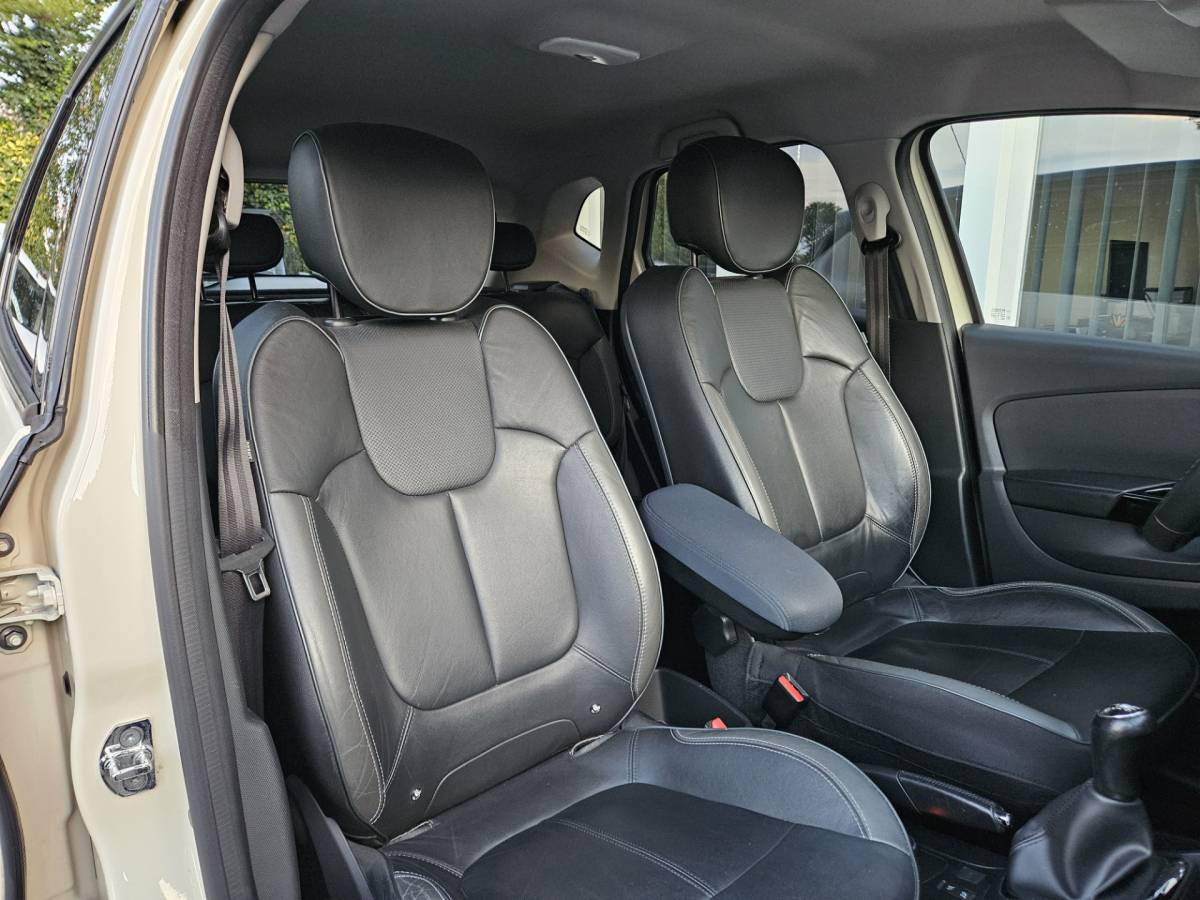 Renault Captur Renault Captur 0.9 TCe Xmod Trekhaak! Leer! Camera! Mooie/Nette Auto! Navigatie! NAP! Airco! Cruise Control!
