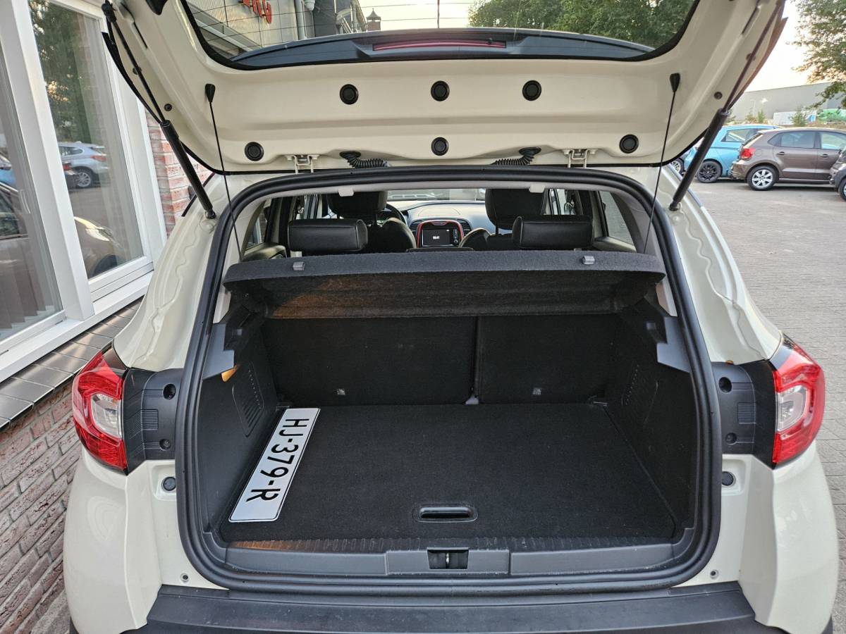 Renault Captur Renault Captur 0.9 TCe Xmod Trekhaak! Leer! Camera! Mooie/Nette Auto! Navigatie! NAP! Airco! Cruise Control!