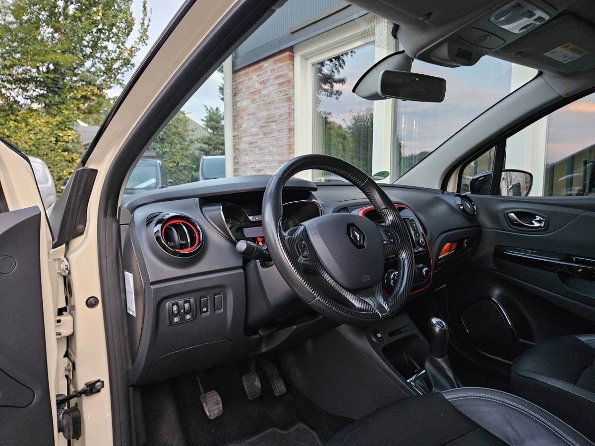 Renault Captur Renault Captur 0.9 TCe Xmod Trekhaak! Leer! Camera! Mooie/Nette Auto! Navigatie! NAP! Airco! Cruise Control!