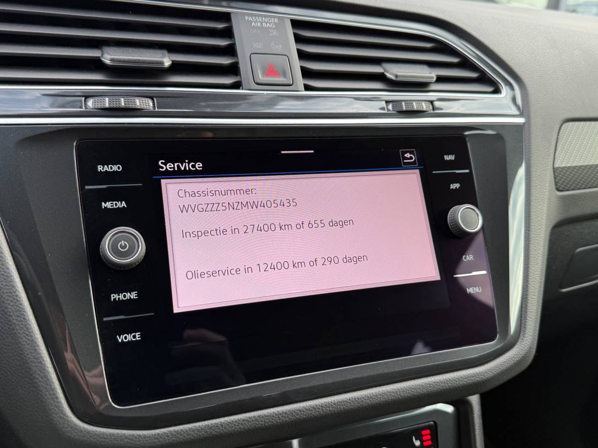 Volkswagen Tiguan Volkswagen Tiguan 1.4 TSI eHybrid R-Line Business+ | SOH 97% | 245PK | Dynamische knipperlichten