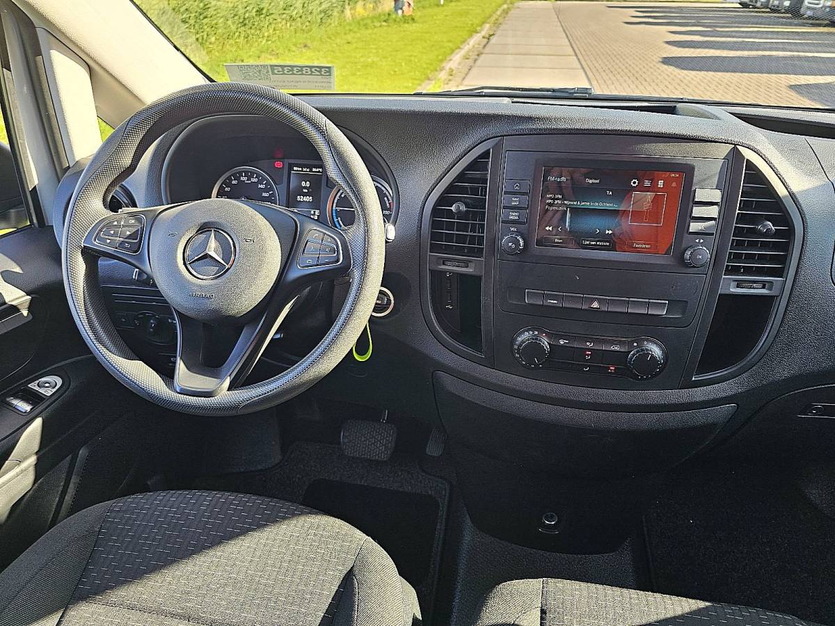 Mercedes-Benz eVito MERCEDES-BENZ EVITO 66kwh wltp 292 kms