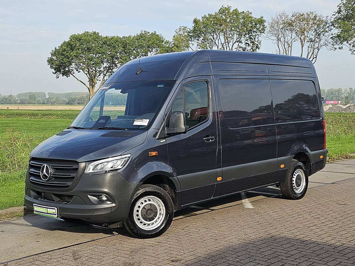 Mercedes-Benz Sprinter MERCEDES-BENZ SPRINTER 317 l2h2 mbux10 led