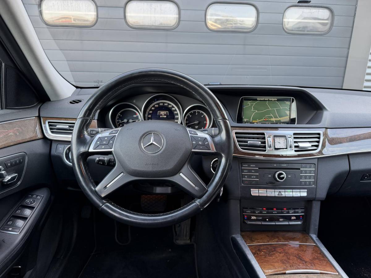 Mercedes-Benz E-Klasse Mercedes-Benz E-klasse Estate 350 BlueTEC Ambition Elegance | Navigatie | Luchtvering | Lichtmetalen Velgen | Elektrische Achterklep |