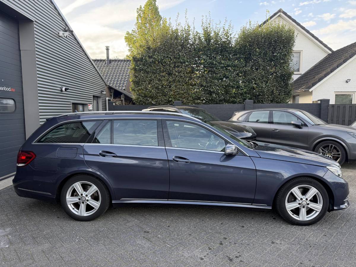 Mercedes-Benz E-Klasse Mercedes-Benz E-klasse Estate 350 BlueTEC Ambition Elegance | Navigatie | Luchtvering | Lichtmetalen Velgen | Elektrische Achterklep |