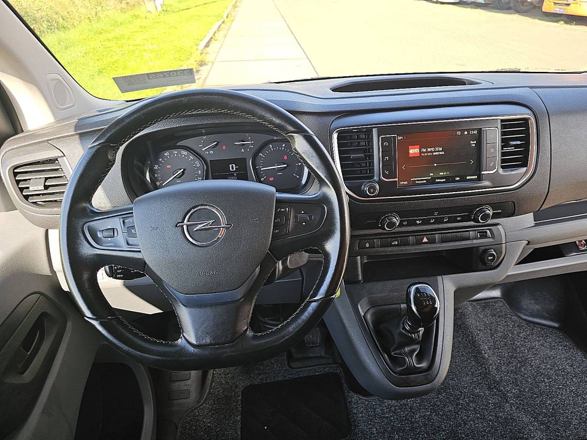 Opel Vivaro OPEL VIVARO l2h1 navi carplay!!