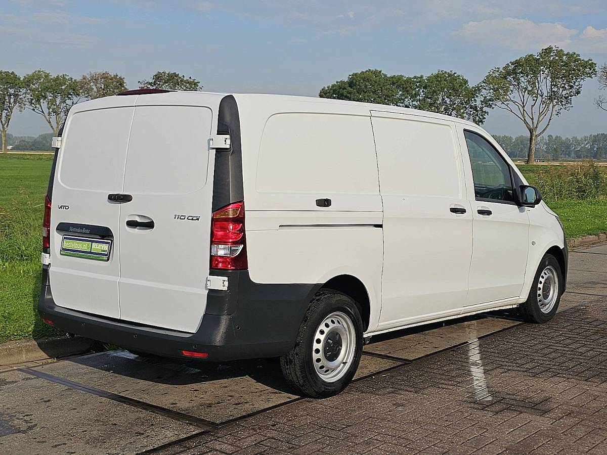 Mercedes-Benz Vito MERCEDES-BENZ VITO 110 L2 LED Euro6 Carplay Lane-Assist CruiseControl Mf-Stuurwiel 270Gr-Achterdeuren Camera!