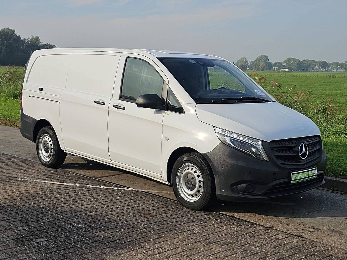Mercedes-Benz Vito MERCEDES-BENZ VITO 110 L2 LED Euro6 Carplay Lane-Assist CruiseControl Mf-Stuurwiel 270Gr-Achterdeuren Camera!