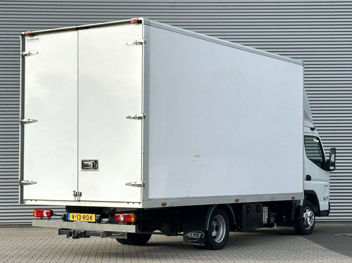 FUSO Canter FUSO Canter 3C15 3.0 DI 340 bakwagen met deuren airco|trekhaak