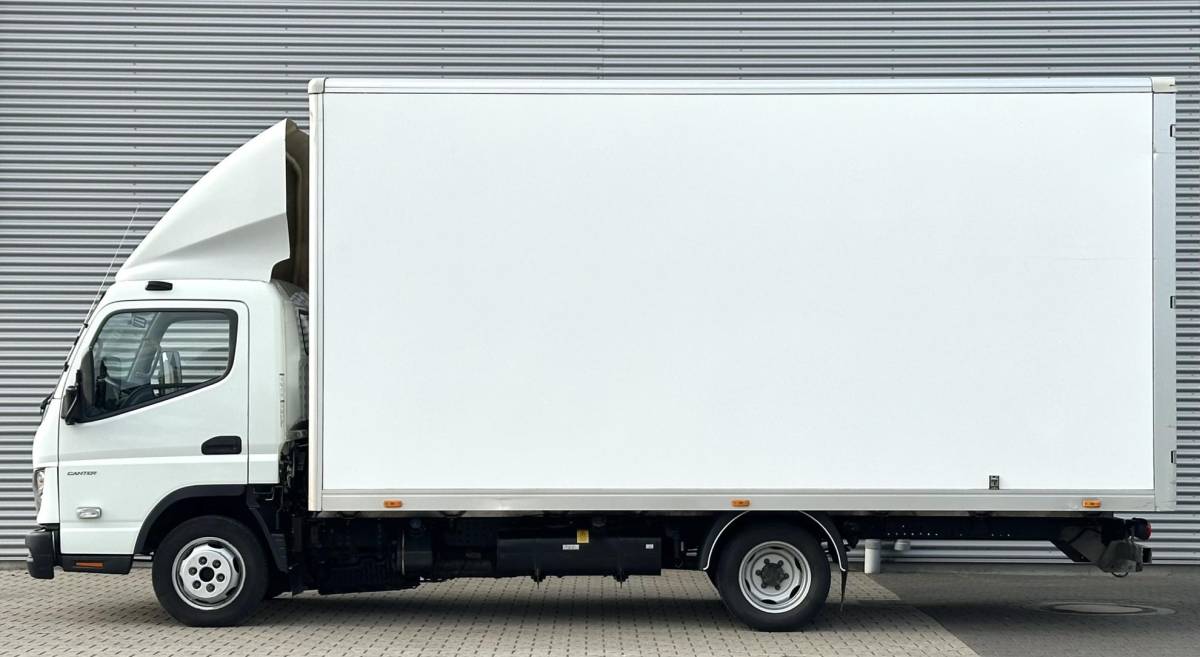 FUSO Canter FUSO Canter 3C15 3.0 DI 340 bakwagen met deuren airco|trekhaak