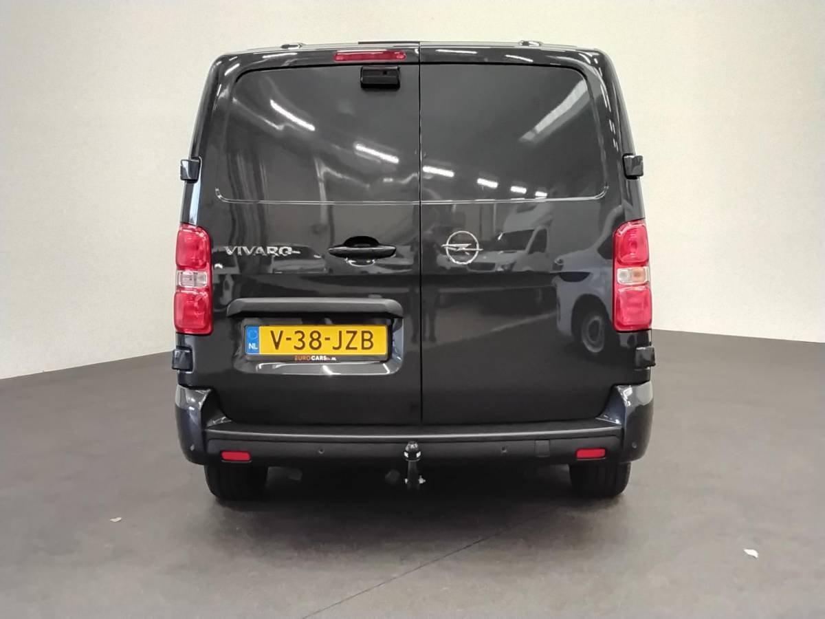 Opel Vivaro Opel Vivaro 1.5 Diesel 120pk L3 Dubbele Cabine Apple Carplay /  Android Auto Parkeersensoren V+A Trekhaak Camera Navigatie Cruise Control LED koplampen houten afwerking laadruimte