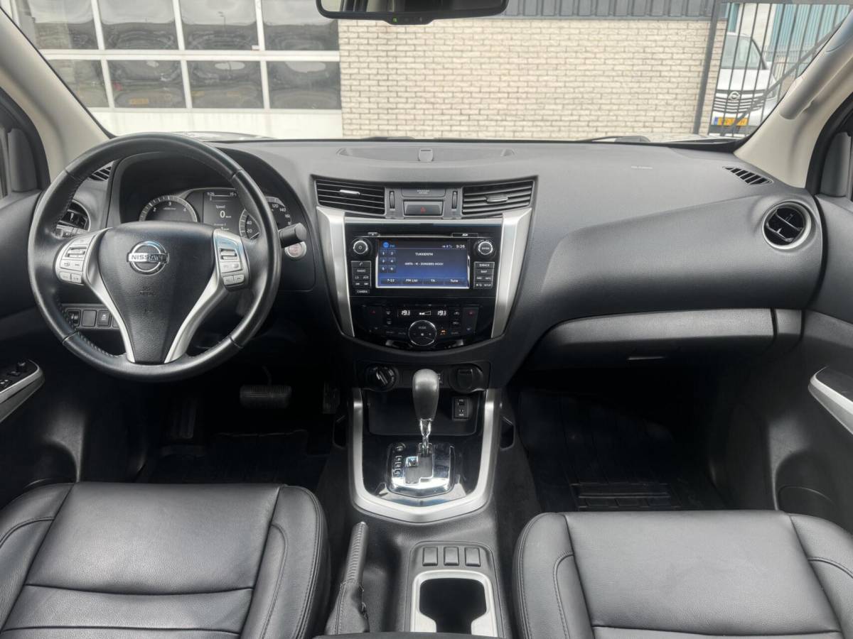 Nissan Navara Nissan Navara MARGE 2.3 dCi 190pk Tekna Snoeks 3500KG