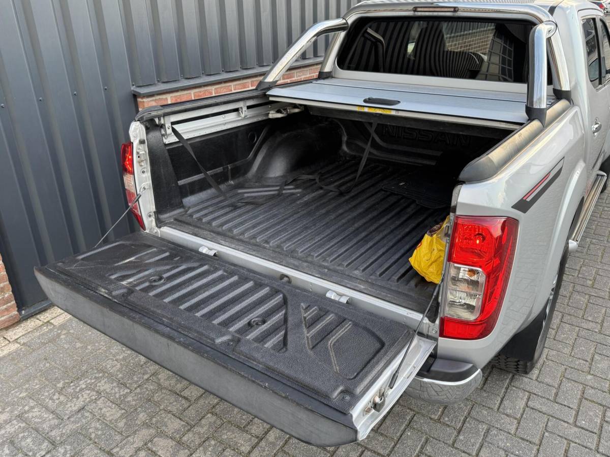Nissan Navara Nissan Navara MARGE 2.3 dCi 190pk Tekna Snoeks 3500KG