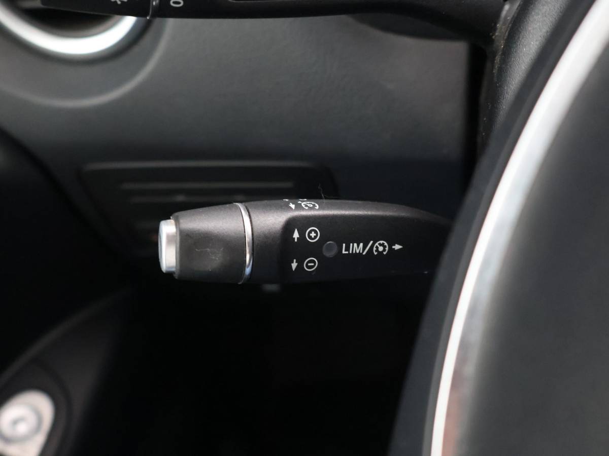 Mercedes-Benz Vito Mercedes-Benz Vito 114 CDI L2 + 19 INCH | SPOILERPAKKET | SIDEBARS | LED | APPLE CARPLAY | CAMERA | STOELVERWARMING