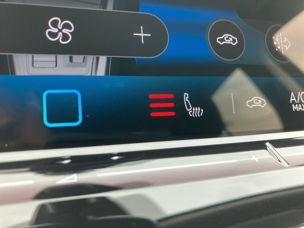 Volkswagen Golf Volkswagen Golf 1.5 eTSI 150PK DSG Life Edition · Apple/Android Car Play · Navigatie · Head-Up display · Stoel-& stuurverwarming · Garantie t/m 21-04-2030 of 100000km.