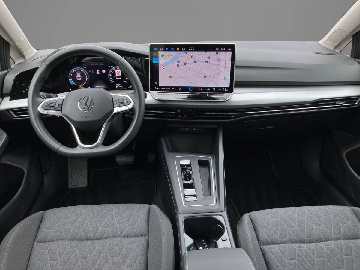 Volkswagen Golf Volkswagen Golf 1.5 eTSI 150PK DSG Life Edition · Apple/Android Car Play · Navigatie · Head-Up display · Stoel-& stuurverwarming · Garantie t/m 21-04-2030 of 100000km.