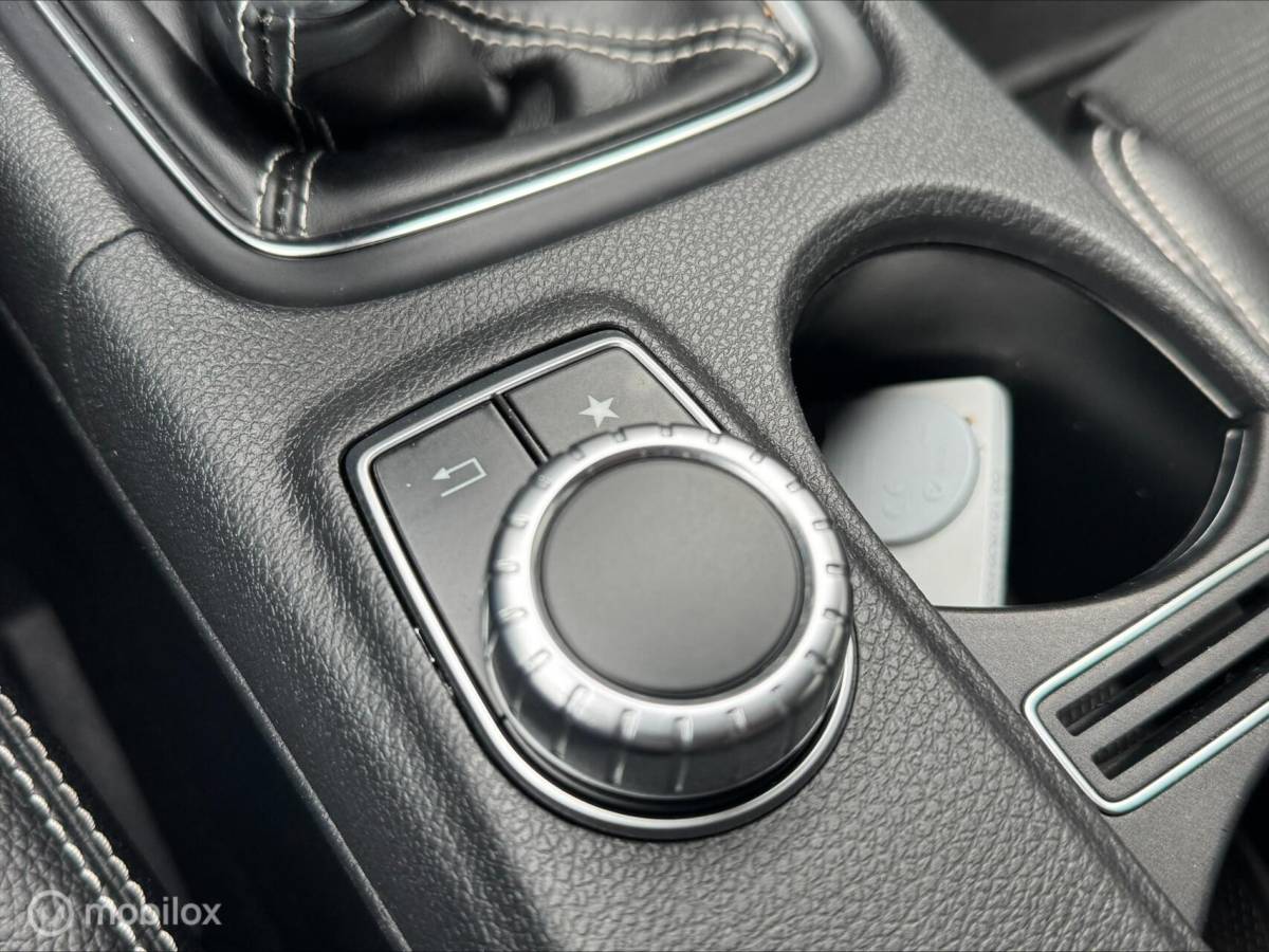 Mercedes-Benz CLA Mercedes CLA klasse 180 AIRCO/CRUISE/NAVI/CAMERA