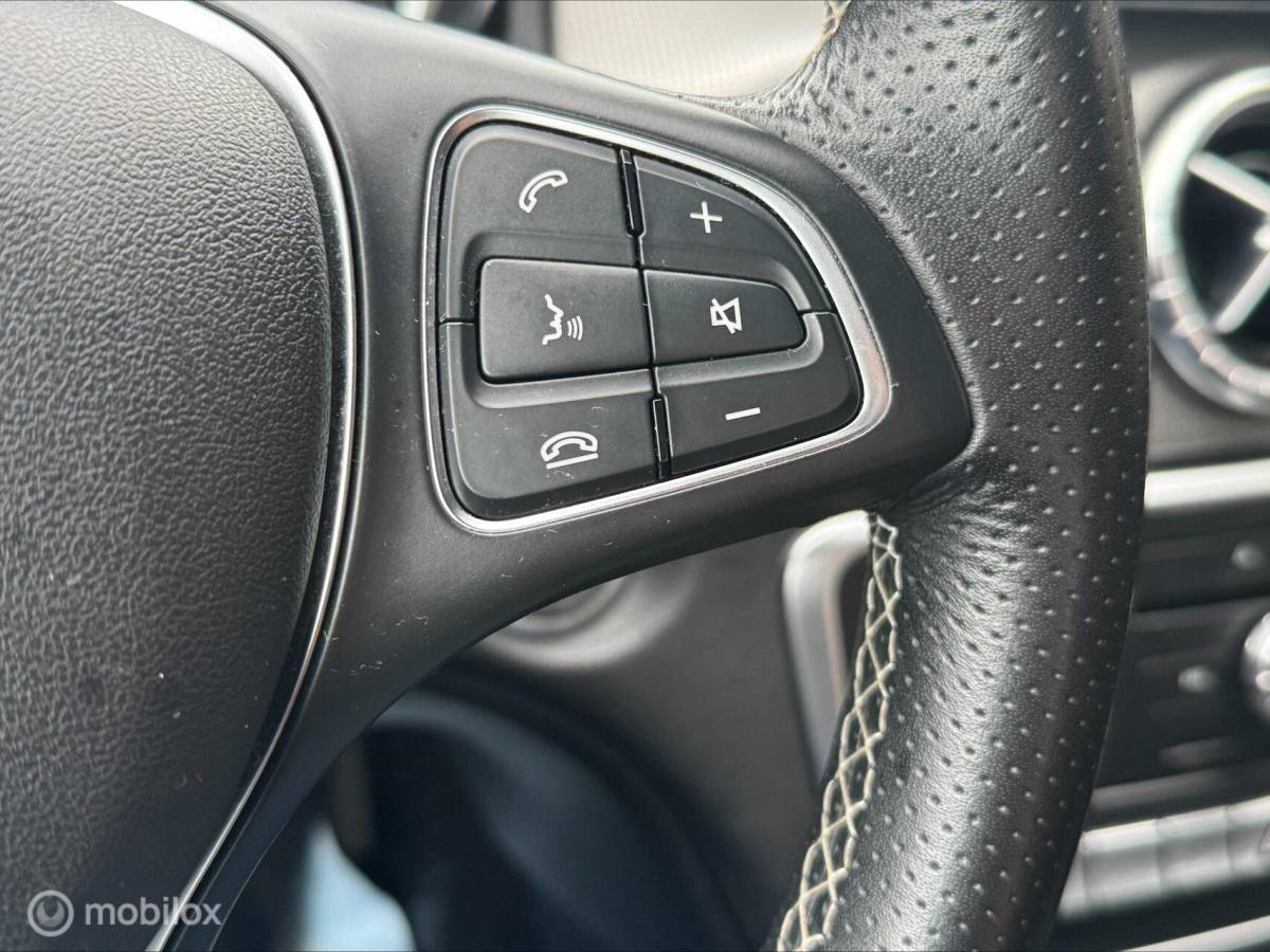 Mercedes-Benz CLA Mercedes CLA klasse 180 AIRCO/CRUISE/NAVI/CAMERA