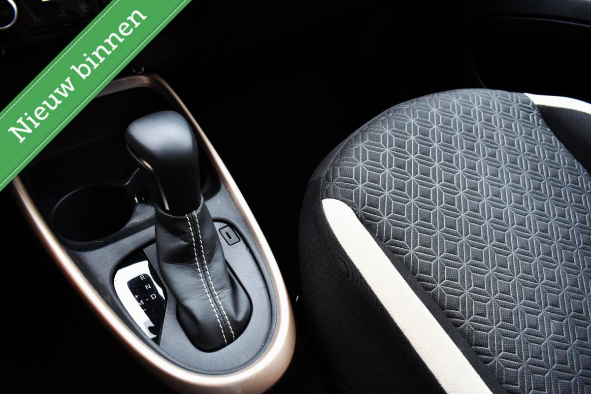 Toyota Aygo Toyota Aygo X 1.0 VVT-i S-CVT Pulse GOLD AUTOMAAT/STOELVW/CAMERA/ETC.!