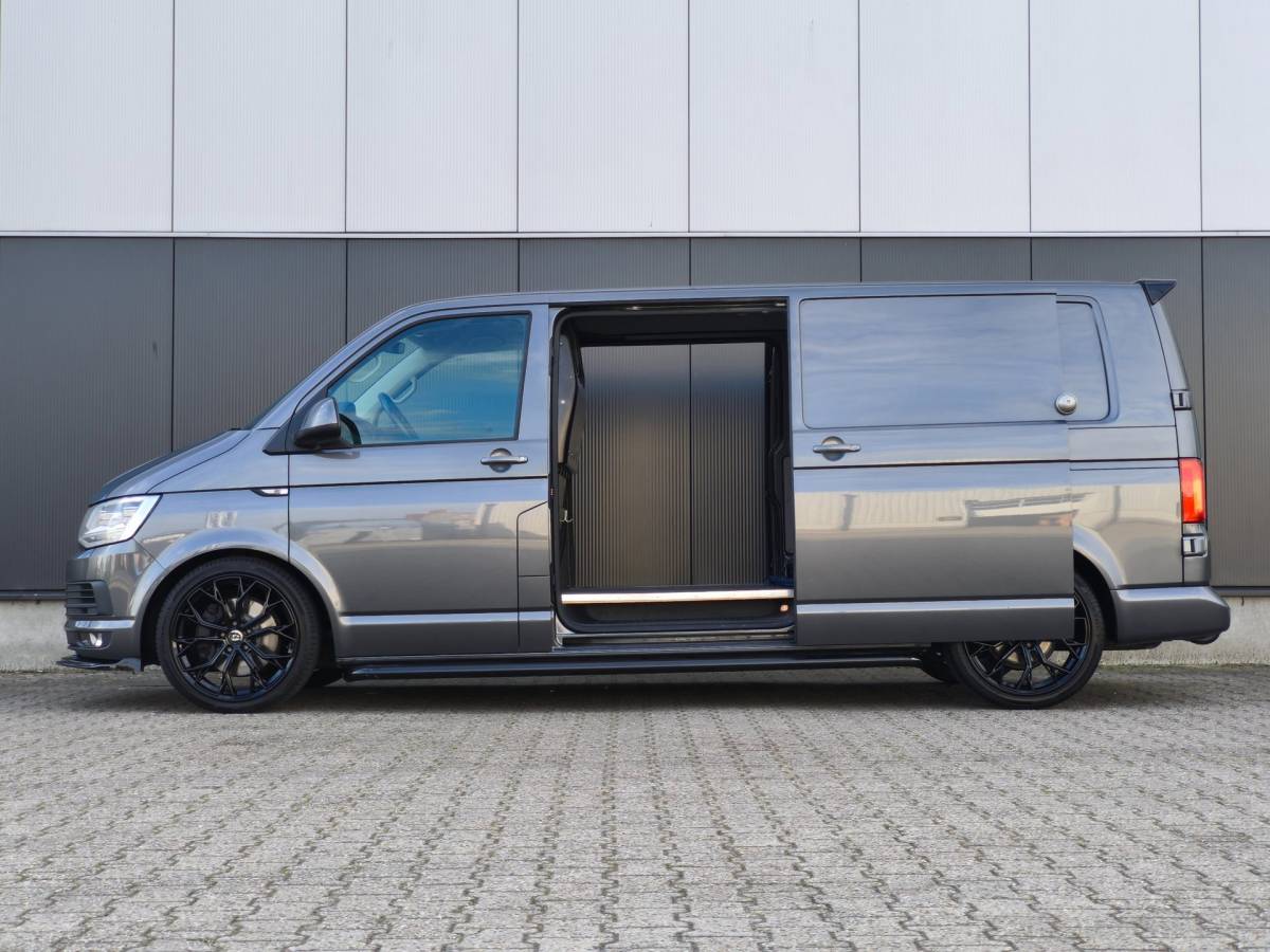 Volkswagen Transporter Volkswagen Transporter 204PK DSG 2X SCHUIFDEUR LED ACC PDC TRKEHAAK