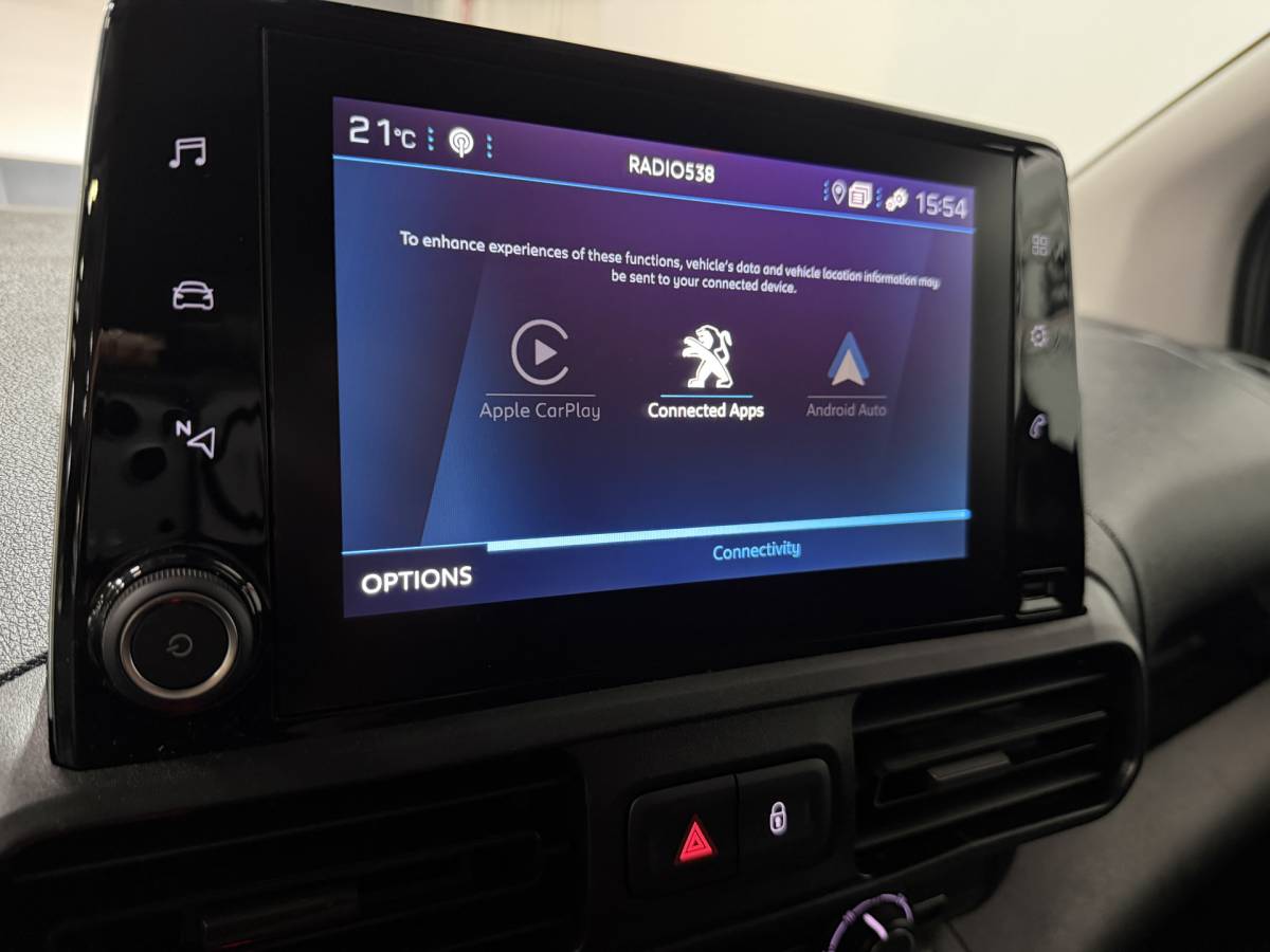 Peugeot Partner Peugeot Partner 1.5 BlueHDI Premium – CarPlay / Cruise / Airco