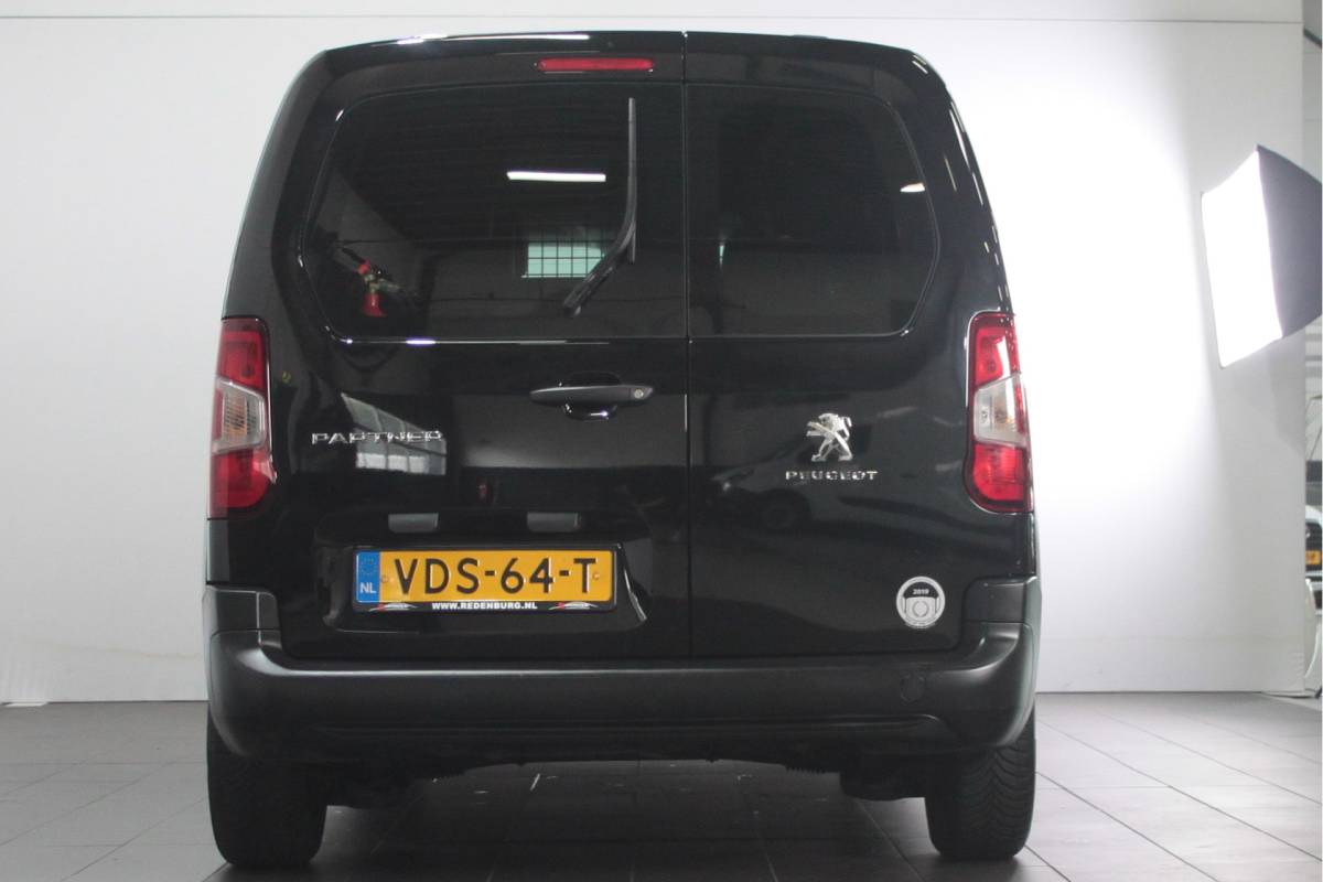 Peugeot Partner Peugeot Partner 1.5 BlueHDI Premium – CarPlay / Cruise / Airco