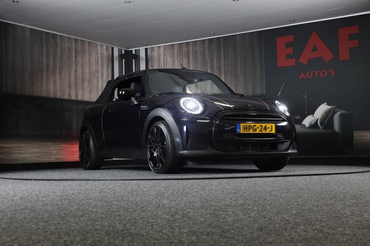 MINI Cooper Cabrio Mini Mini Cabrio 1.5 Cooper / AUT / Navi / 136 Pk / Cruise Control / Leder / Ecc / Elek Pakket / Led / Pdc / 18 Inch