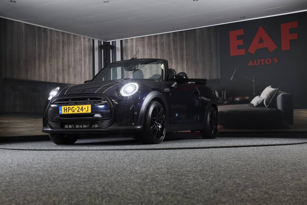 MINI Cooper Cabrio Mini Mini Cabrio 1.5 Cooper / AUT / Navi / 136 Pk / Cruise Control / Leder / Ecc / Elek Pakket / Led / Pdc / 18 Inch