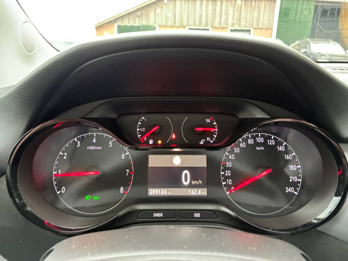 Opel Crossland Opel Crossland 1.2 Turbo Edition | DAB+ + Carplay/Android + Clima + Cruise nu € 9.975,-!!