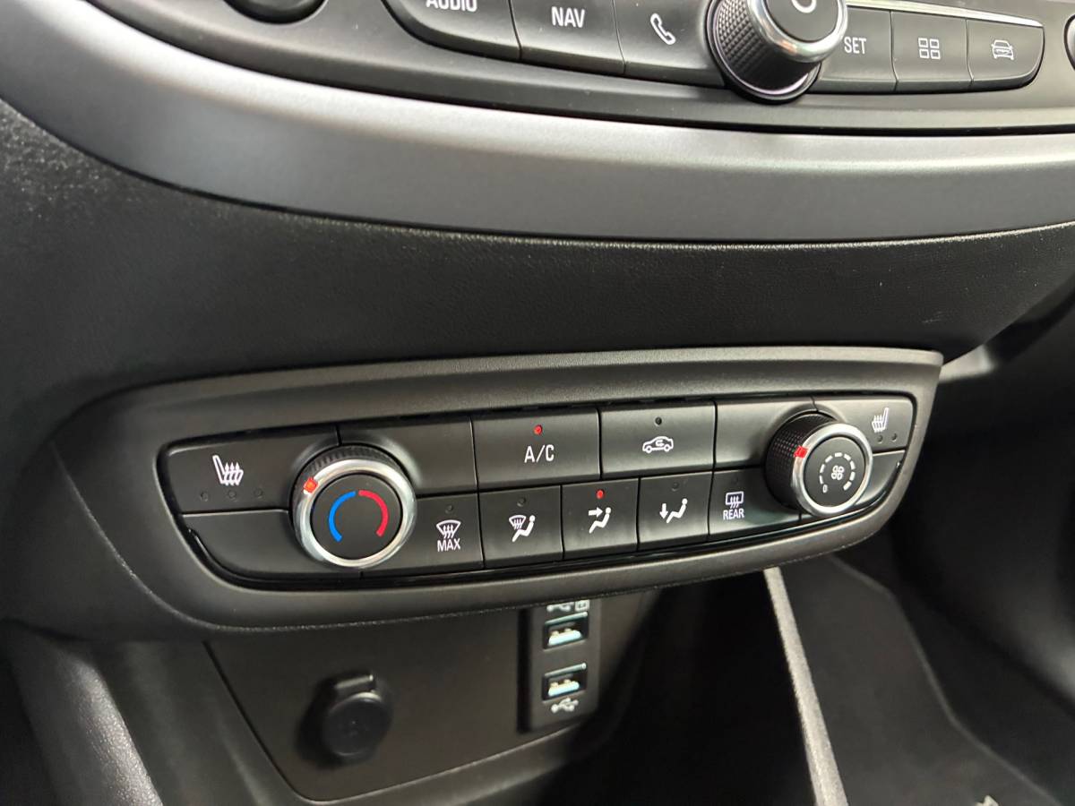 Opel Crossland Opel Crossland 1.2 Turbo Edition | DAB+ + Carplay/Android + Clima + Cruise nu € 9.975,-!!
