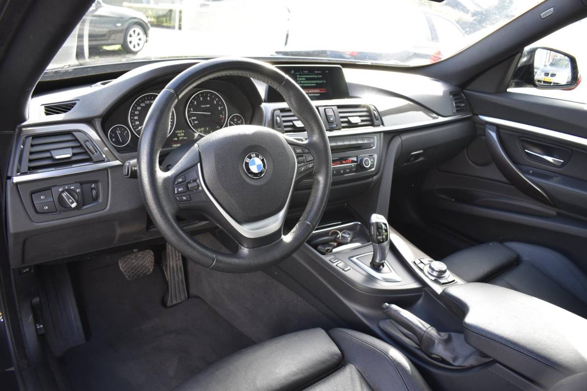 BMW 3 Serie BMW 3-serie Gran Turismo 320i Executive