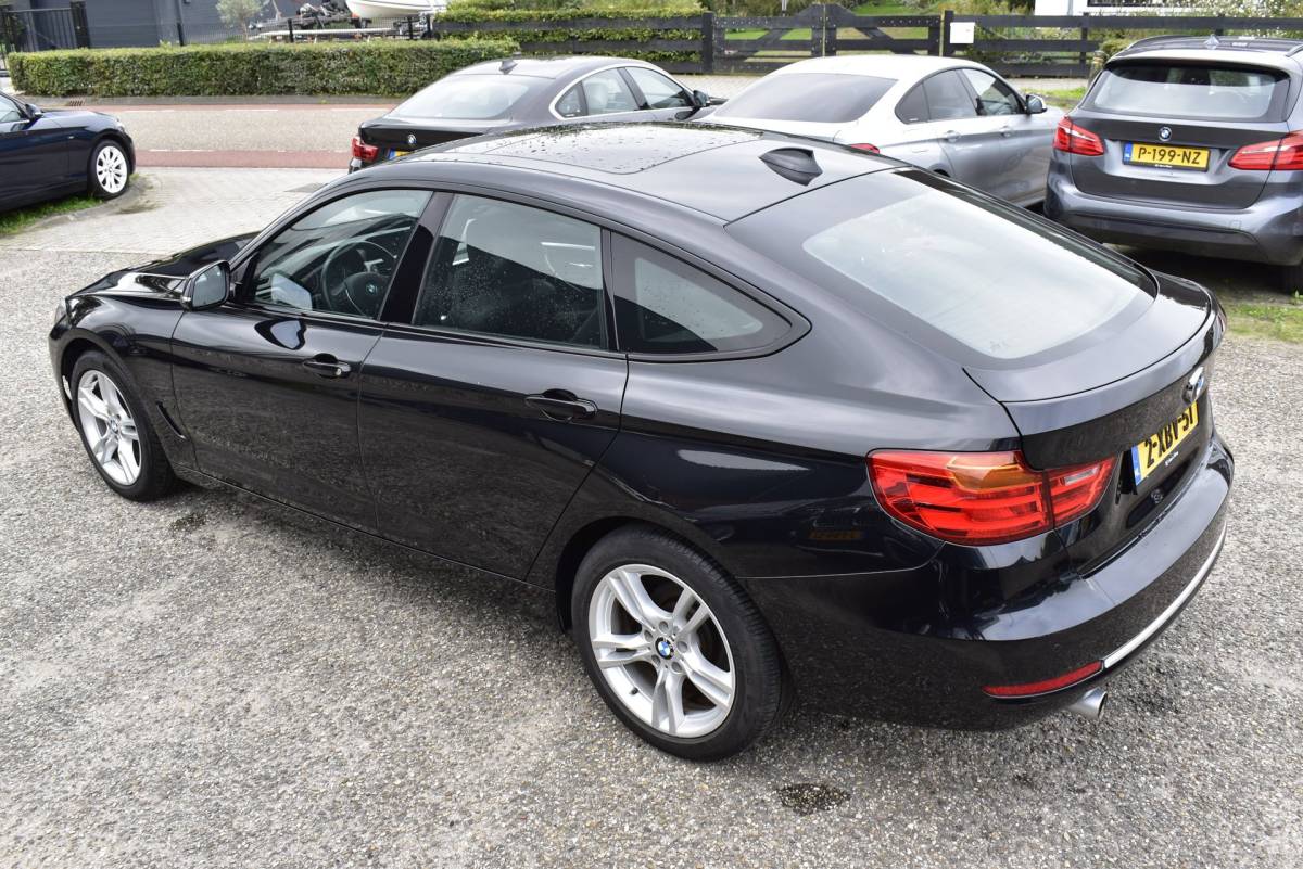 BMW 3 Serie BMW 3-serie Gran Turismo 320i Executive