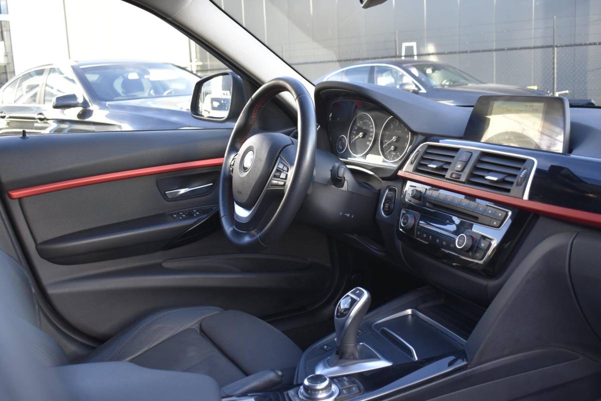 BMW 3 Serie BMW 3-serie Touring 320i Sport